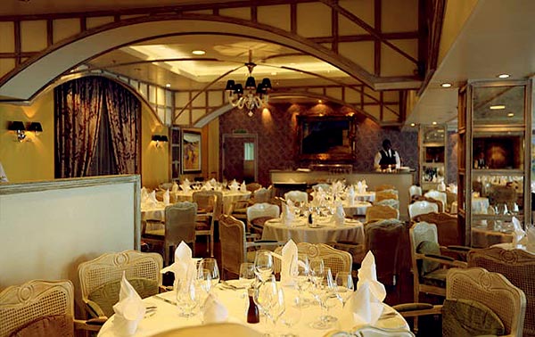 Image of Jacques Pepin restaurant Oceania Cruise Lines