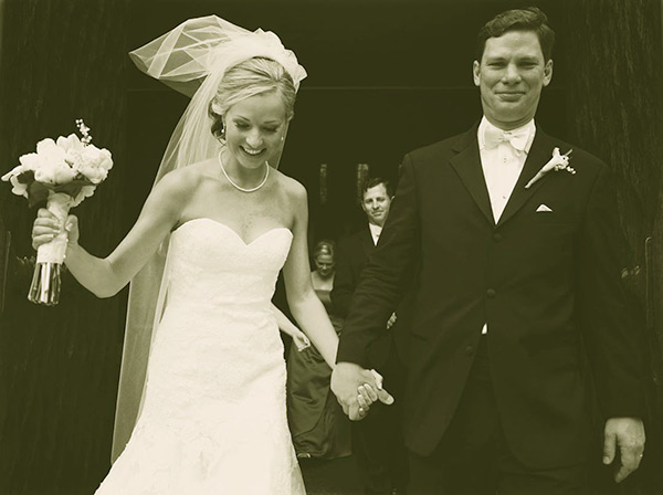 Image of Sandra Smith with her husband John Connelly before 10 years ago